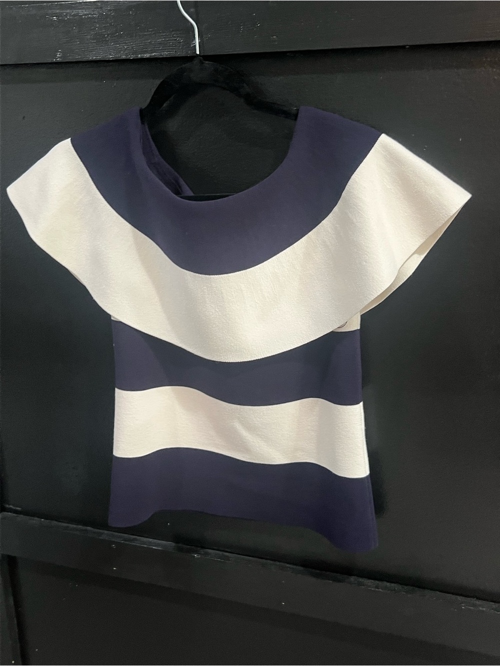 Ann Tyalor Stunning Navy and White Striped Off-Shoulder Two Piece Set - Picture 8 of 8